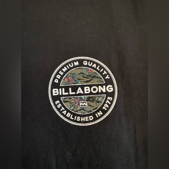 Billabong Tee - Picture 3 of 6